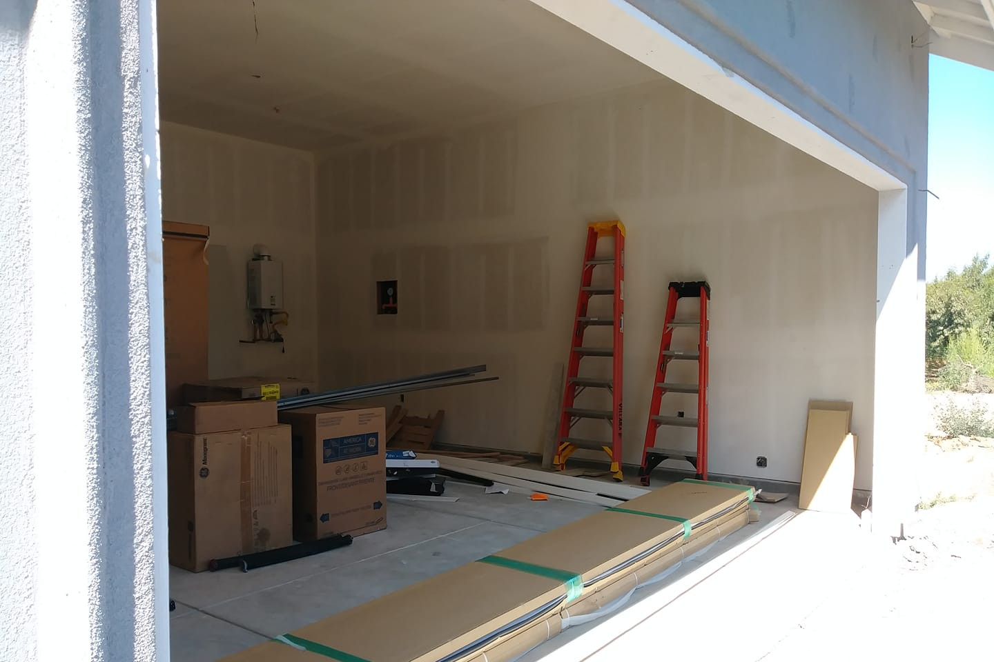 Garage Door Installation & Replacement Delhi & Modesto, CA